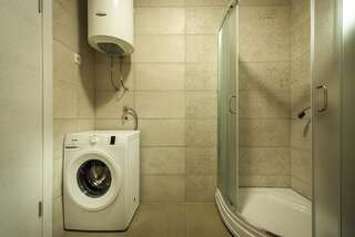 Апартаменты Adria lux apartmens 2 Свети-Стефан Апартаменты с видом на сад-3