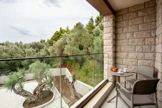 Апартаменты Adria lux apartmens 2 Свети-Стефан Апартаменты с видом на бассейн-5